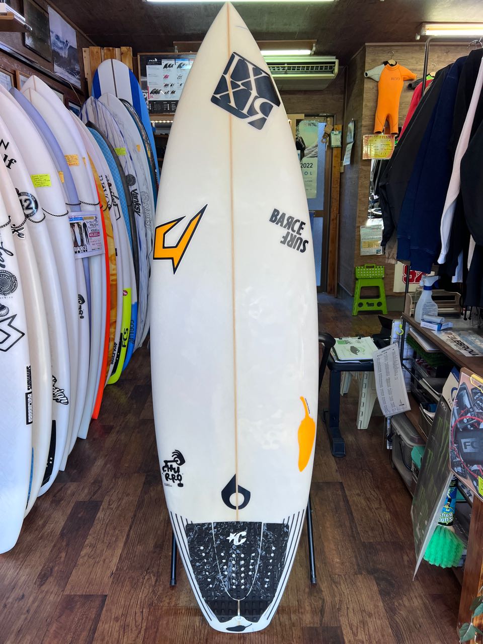 Chilli Surfboard Churro PU

5’9”x19'1/4"x2'5/16” 175.2cm48.9 x 5.927.2ℓ  FCSⅡ FIN無  50点 
¥43,000+tax