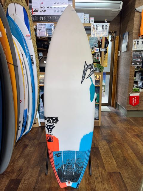 Justice x Chilli surfboard Black Valture  RodFlex eps

5’6”x19'3/8"x2'5/16 ” 167.6cm49.2 x 5.9 26.8ℓ  FCSⅡ FIN無  65点
¥60,000+tax