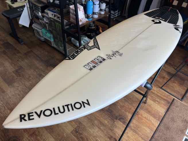 JUSTICE surfboard Vanksy GREMLIN ALPU5’9”x19'3/4"x2'7/16”  175.2cm50.2x6.2 29.2ℓ  FCSⅡ   50点 ¥45,000+tax